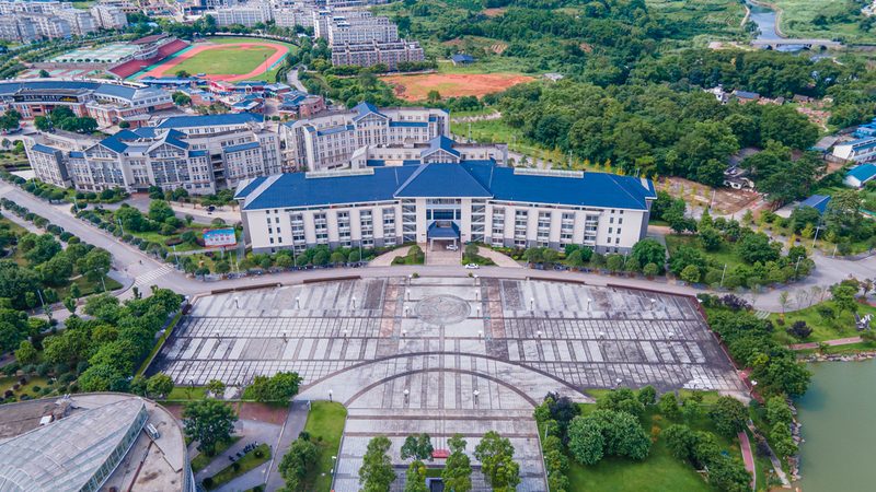 揭秘成都小型电子产品设计：关键要素与选厂指南