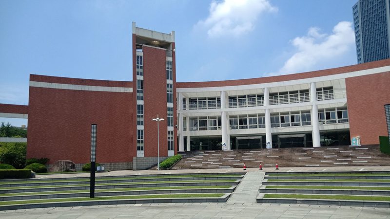 揭秘成都SMT贴片加工：核心技术解析与选厂要点